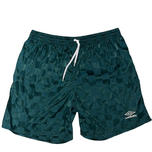 *SOLD* Vintage 1990s Mens Umbro Green Striped Nylon Soccer Athletic Shorts - Picture 1 of 6
